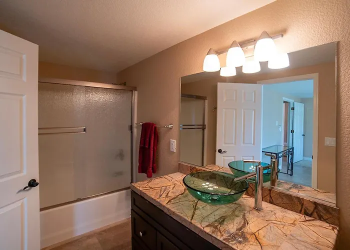 Holiday home Golf Course Luxury Retreat On Hogan *