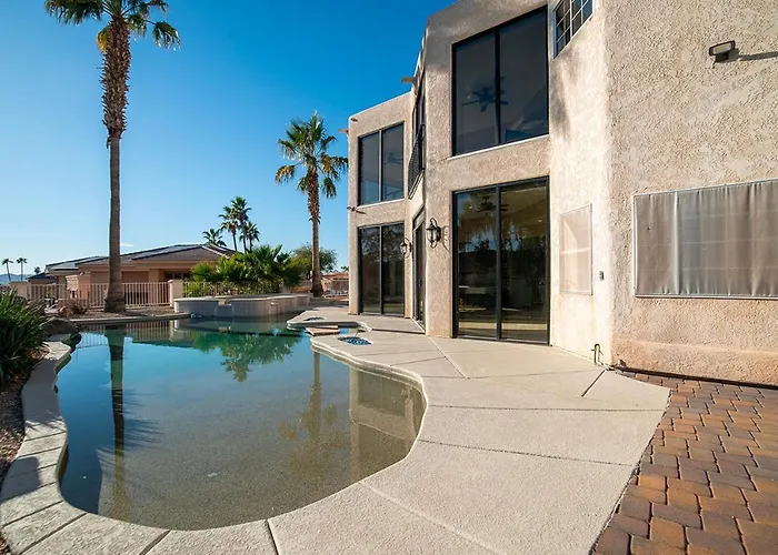 Golf Course Luxury Retreat On Hogan Holiday home *